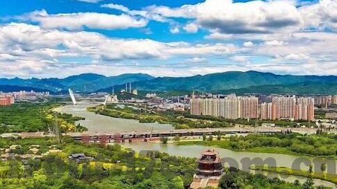 91麻豆国产精品91久久久久久-中国影片的多样性探索，91麻豆国产精品与长久回味的艺术魅力
